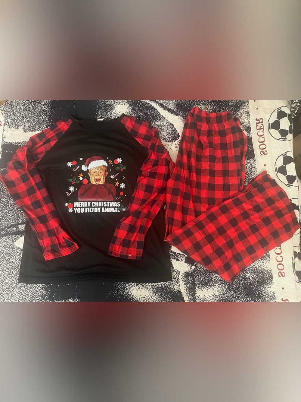 Merry Christmas You Filthy Animal Home Alone Pajamas Set KEVIN!!! Size Men’s XL